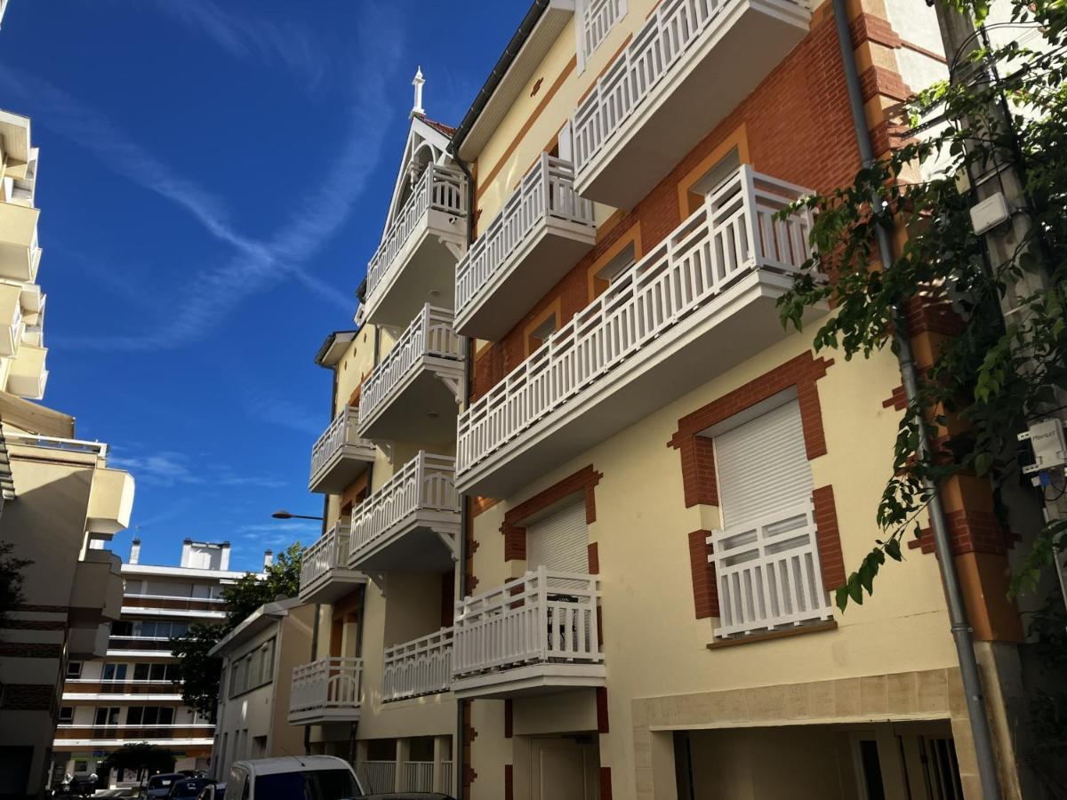 T3 En Centre D'Arcachon, 2 Min Plage, 5 Min Gare, Balcon, Parking Securise, Wifi, Menage Inclus - Fr-1-374-193 Екстериор снимка
